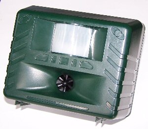 QB4 Ultrasonic Bird Repeller